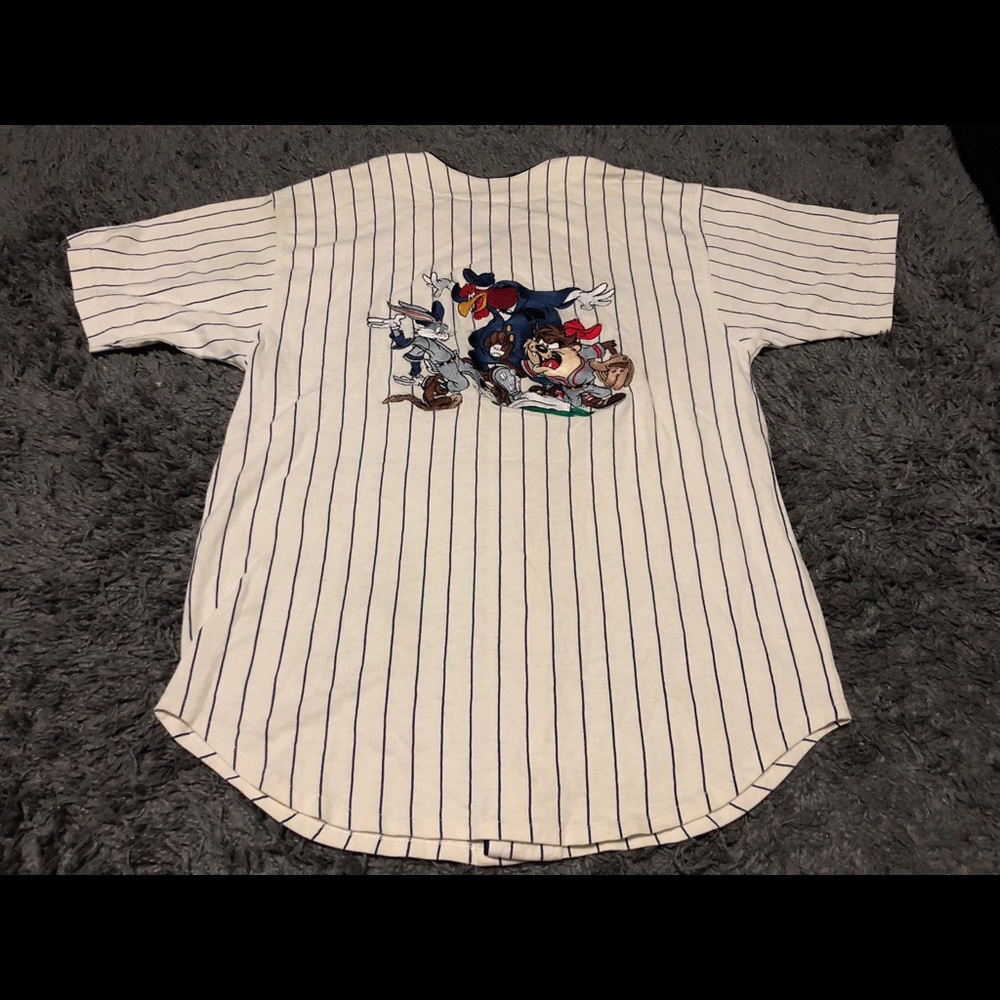 Vintage looney tunes 1994 baseball jersey
